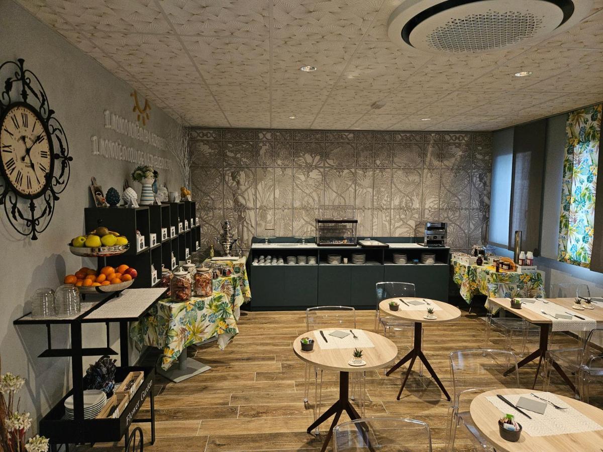 Hotel Euro Кастеньато Экстерьер фото
